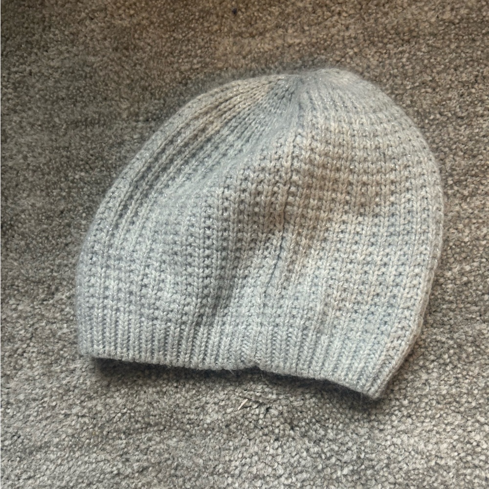 H&M Light Gray Knit Beanie with Bow - Picture 3 of 5